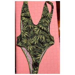 Exotic dancer dancewear bodysuit